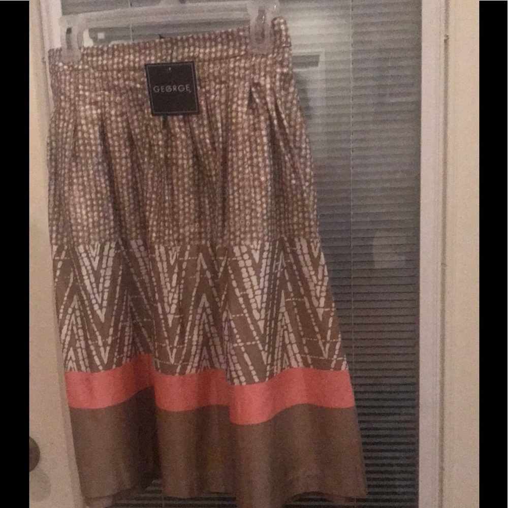 Brand new Women’s skirt